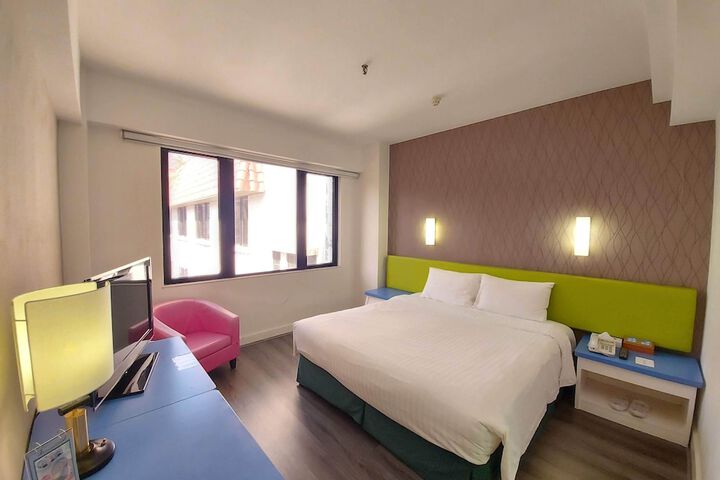Room 20 of 79