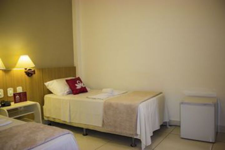 Room 14 of 24