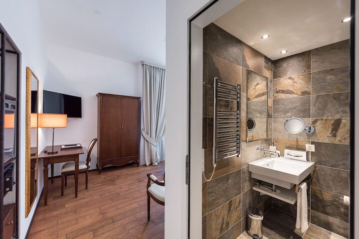 Clean Restrooms