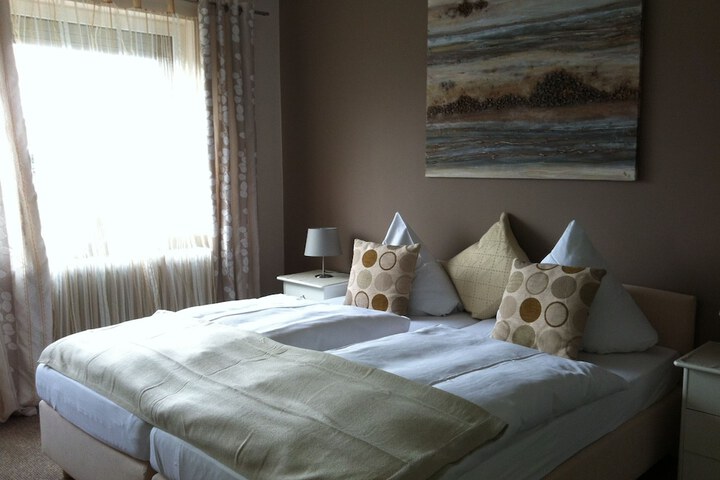 Room 6 of 57