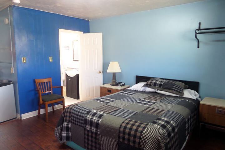 Room 12 of 43