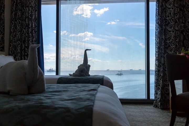 Room 111 of 204