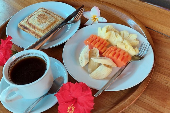Breakfast/Coffee Service 19 of 43