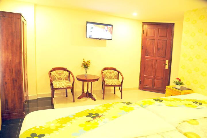 Room 16 of 78