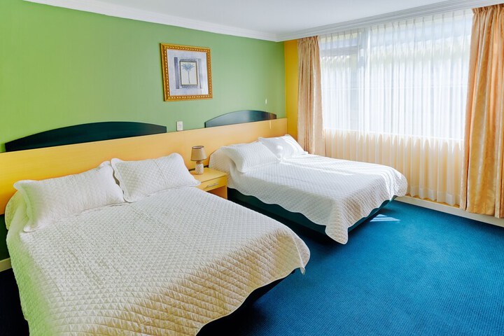 Room 17 of 26