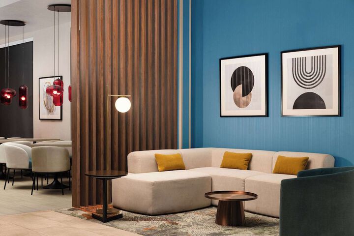 Hotel Interior 4 of 20