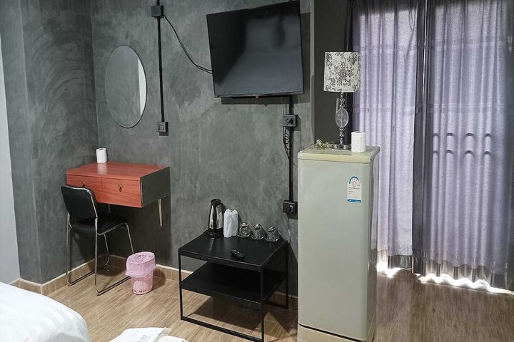 Room 21 of 31