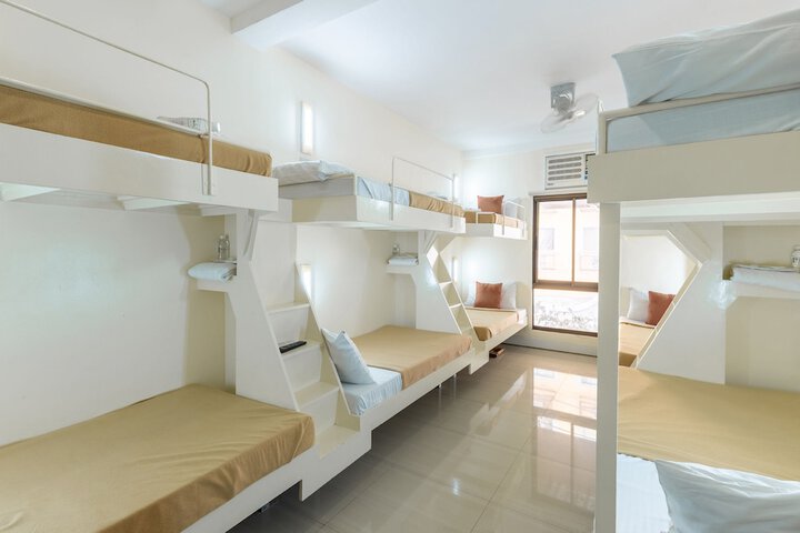 Room 17 of 58