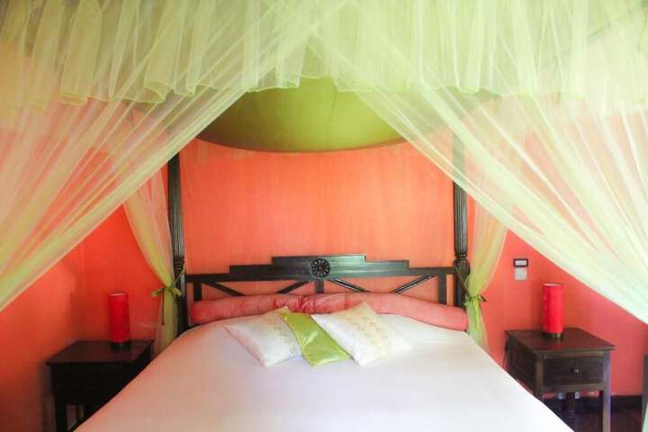 Room 2 of 23