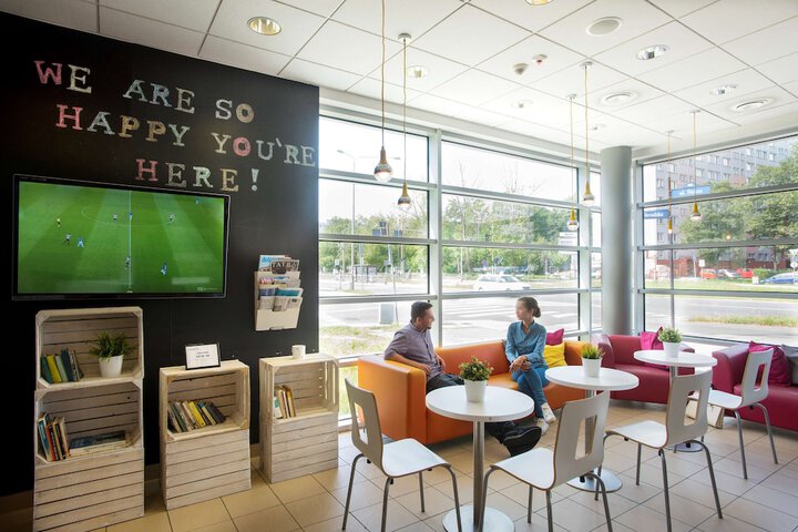 Entrance & Lobby
