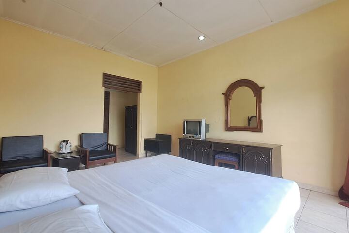 Room 42 of 79