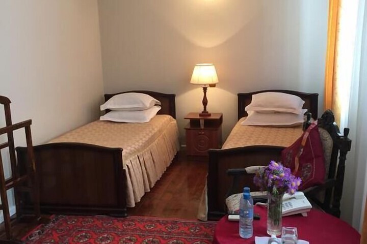 Room 35 of 46