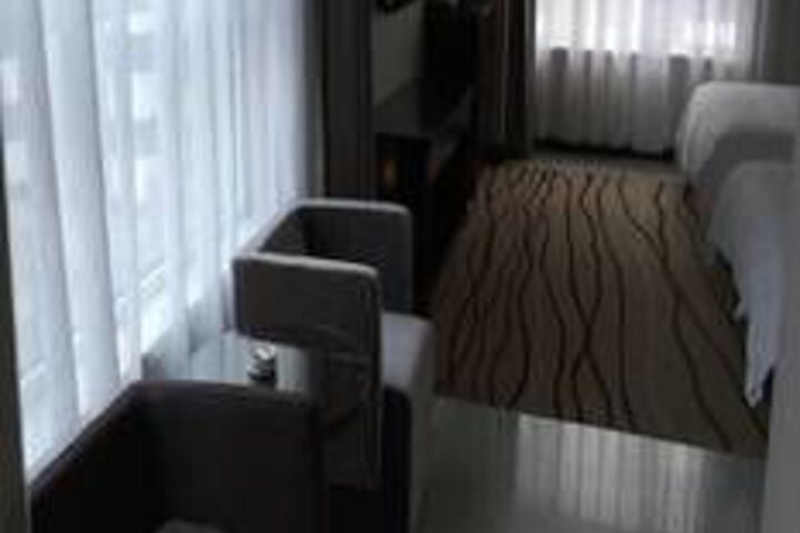 Room 80 of 137