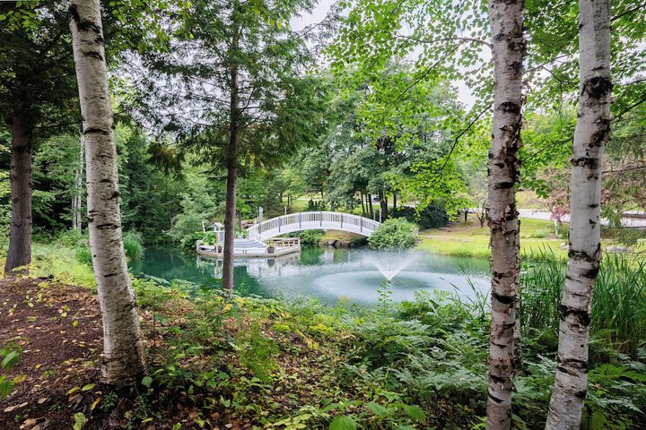 Hotel Exterior 301 of 313