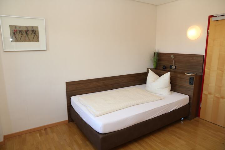 Room 10 of 58