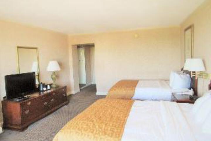 Image of Carolina University Inn