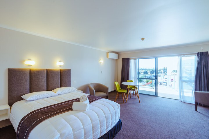 Room 15 of 63