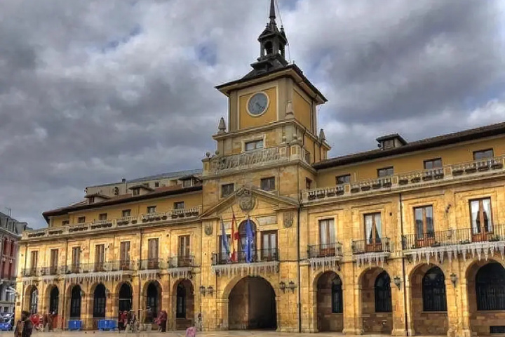 Albergue Turistico La Peregrina