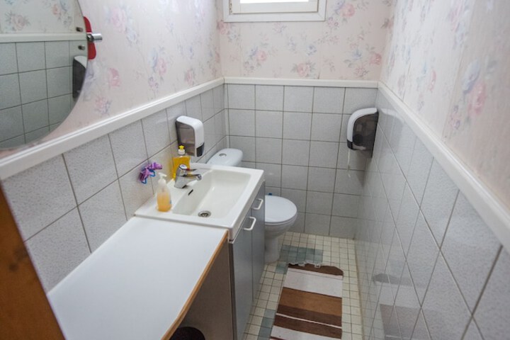 Room 42 of 91