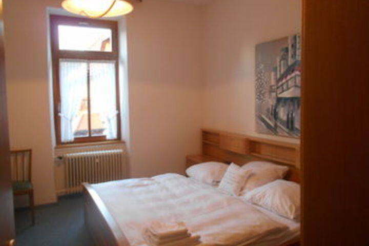 Room 11 of 20