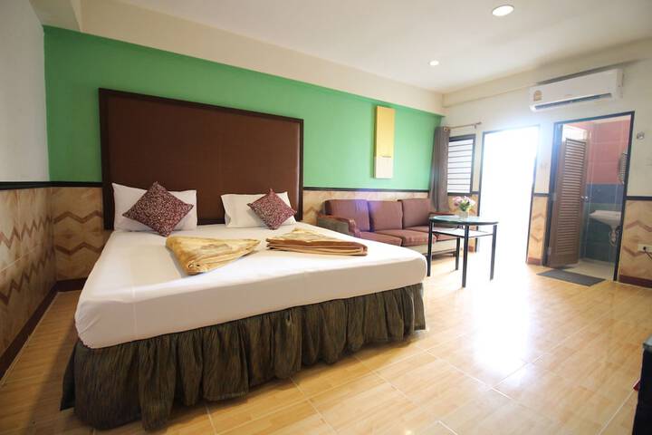 Room 5 of 58
