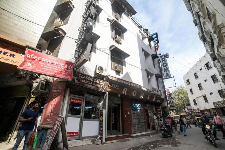 Hotel O Rohit Dx Near Jama Masjid