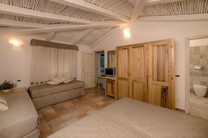 Room 16 of 113