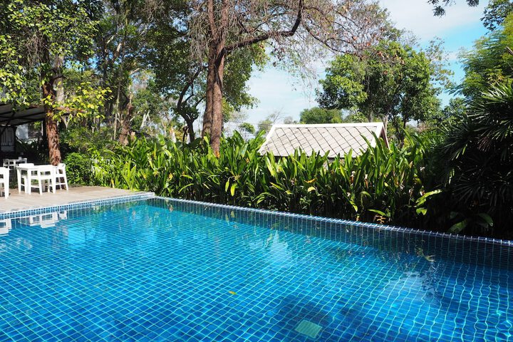 Pool 58 of 69