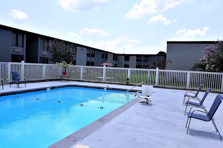 Pool 58 of 75