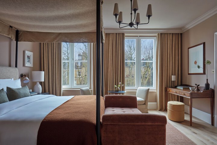 Room 37 of 109