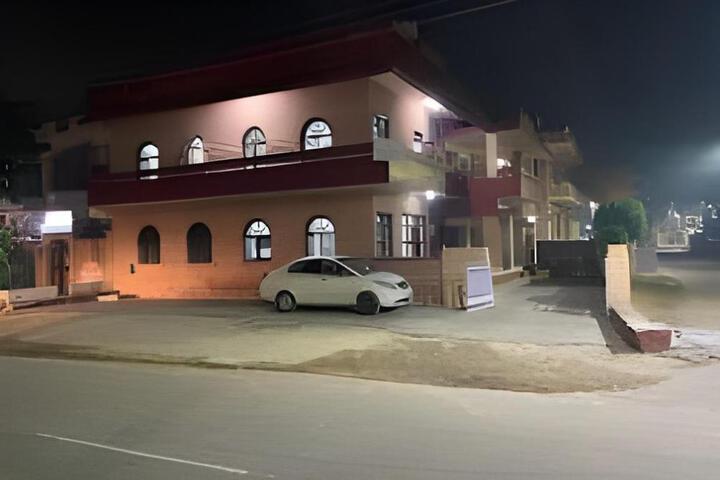 Hotel Gajendra Niwas Sun-city