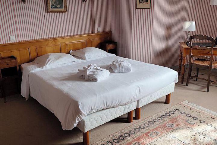 Room 16 of 105
