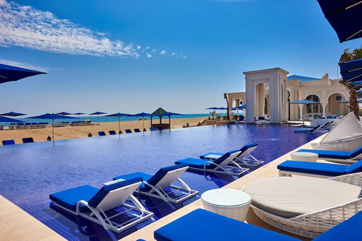 Pool 56 of 207