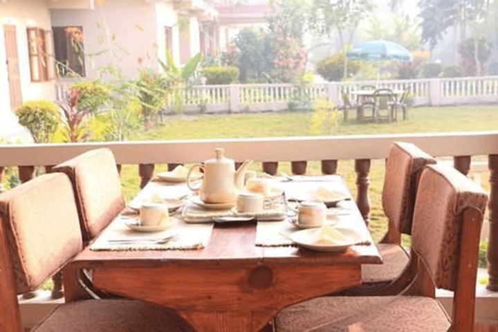 Breakfast/Coffee Service 26 of 57