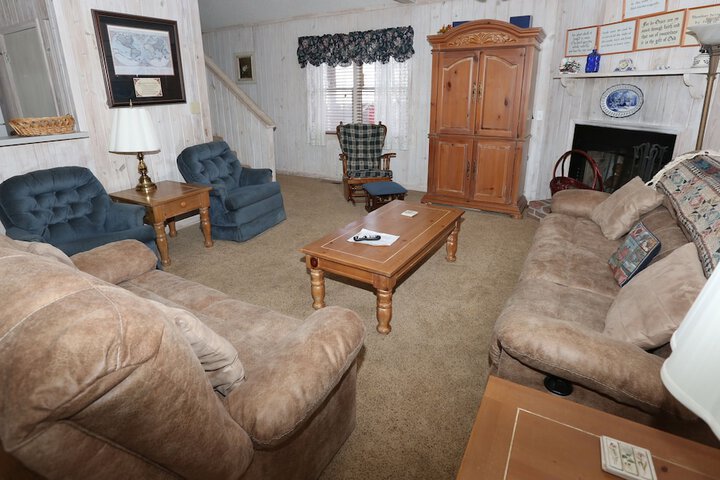 Room 281 of 400