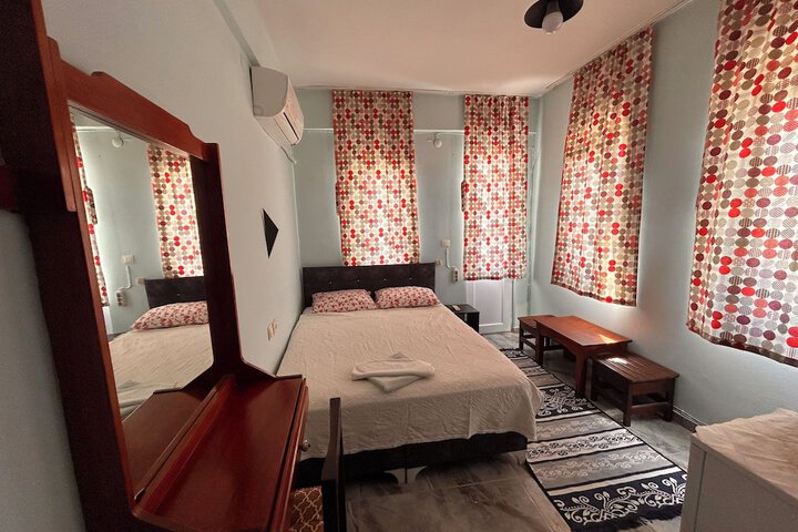 Room 13 of 41