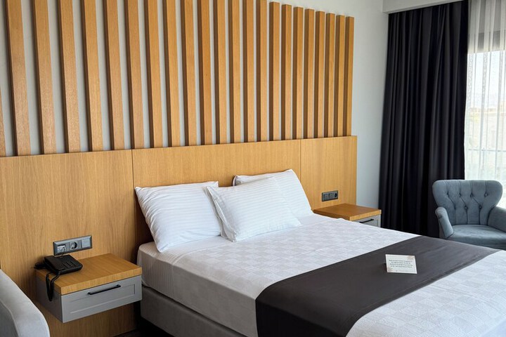 Room 19 of 74