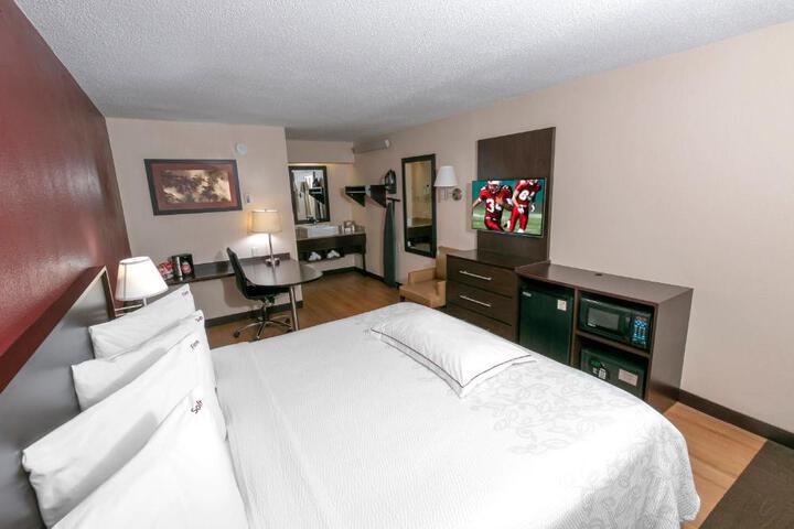 Deluxe 2 Double Beds (1 of 12)