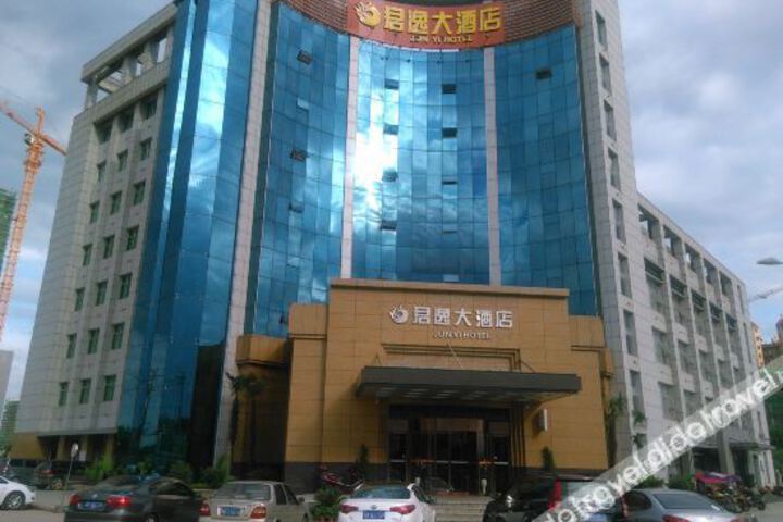 Hotel 4 of 23