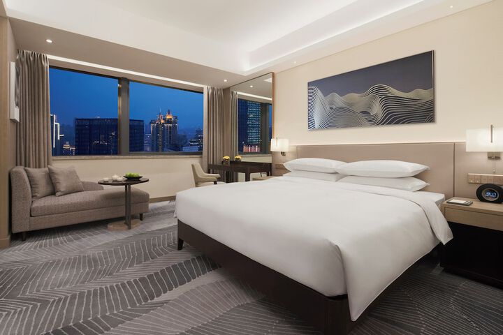 Room 34 of 66