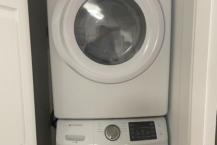 Room 9 of 19