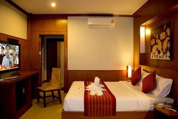 Room 21 of 49