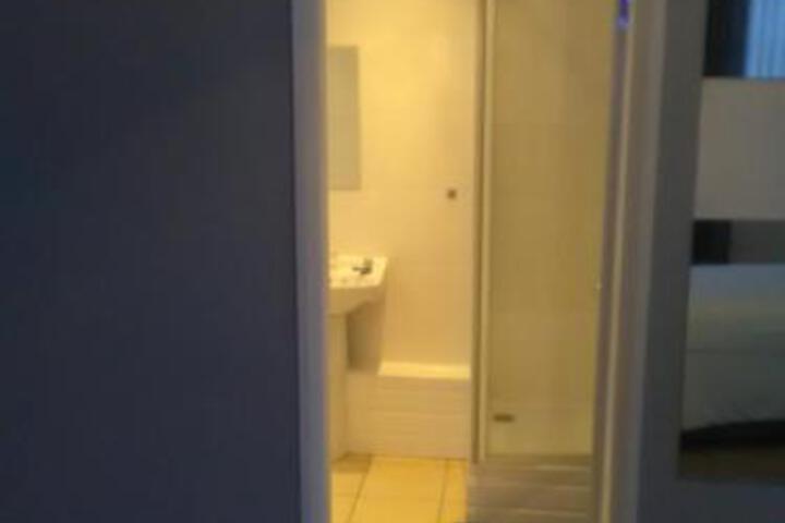 Room 49 of 49