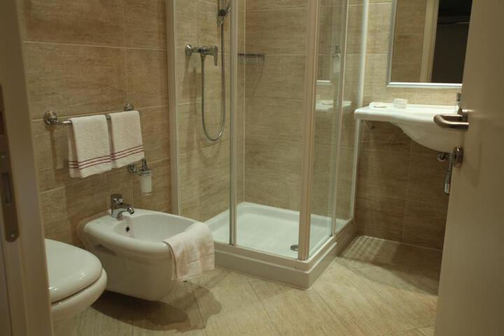 Photo 30