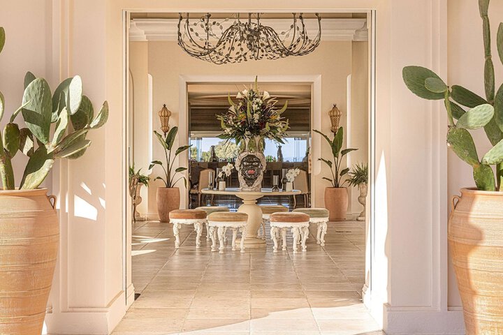 Lobby Entry