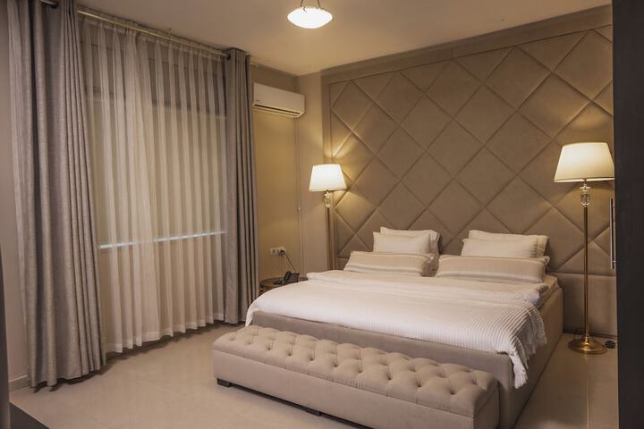 Room 3 of 19