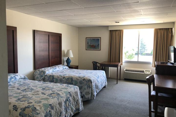 Room 4 of 17
