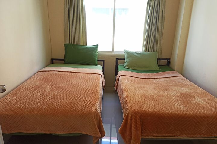 Room 20 of 34