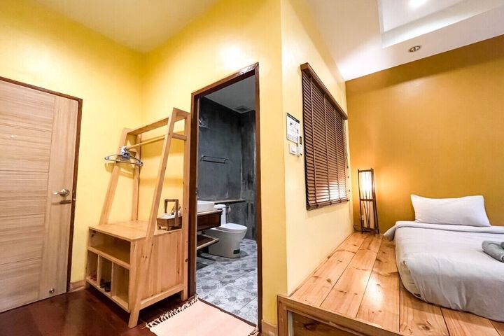 Room 3 of 22