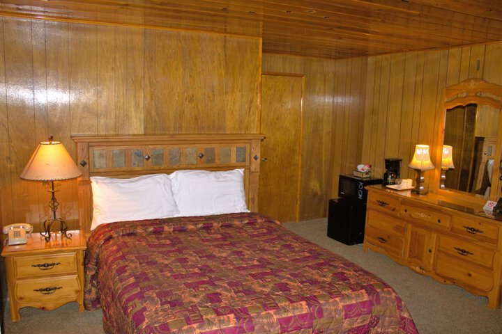Superior Room 1 Queen Bed Garden View (39 of 55)